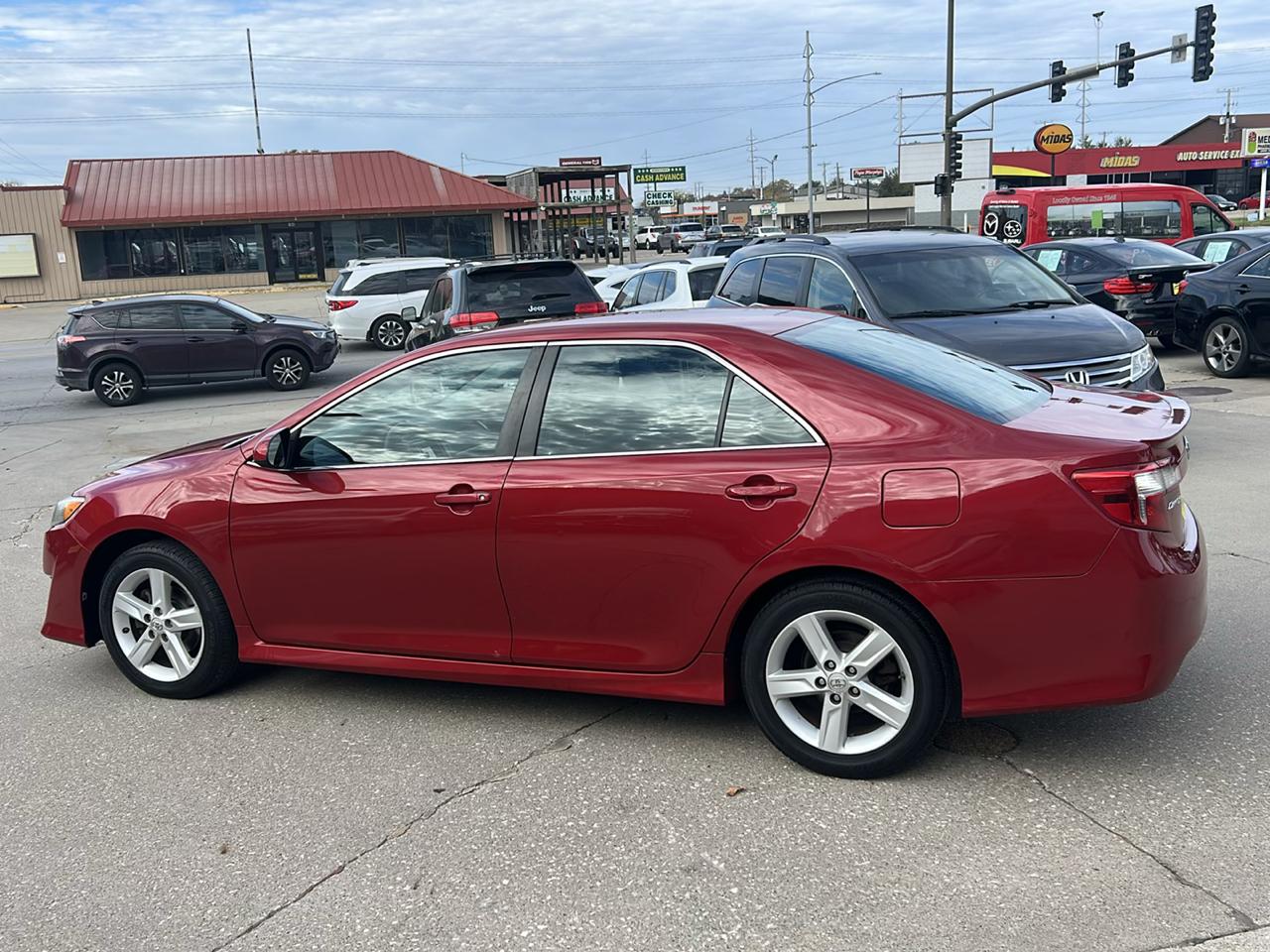Toyota Camry 2014.5 4dr Sdn I4 Auto SE Sport (Natl) 2014