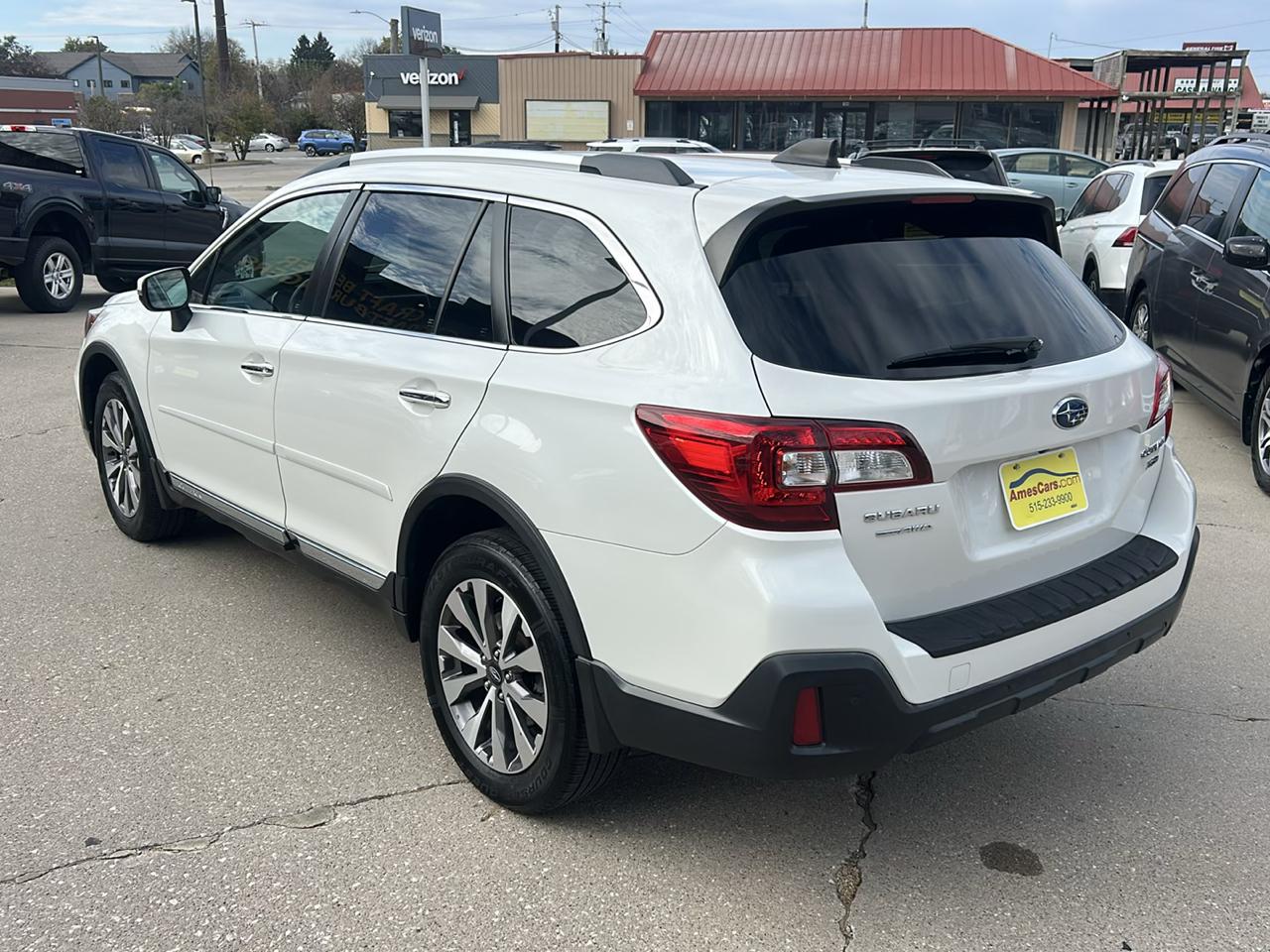 Subaru Outback 3.6R Touring 2019