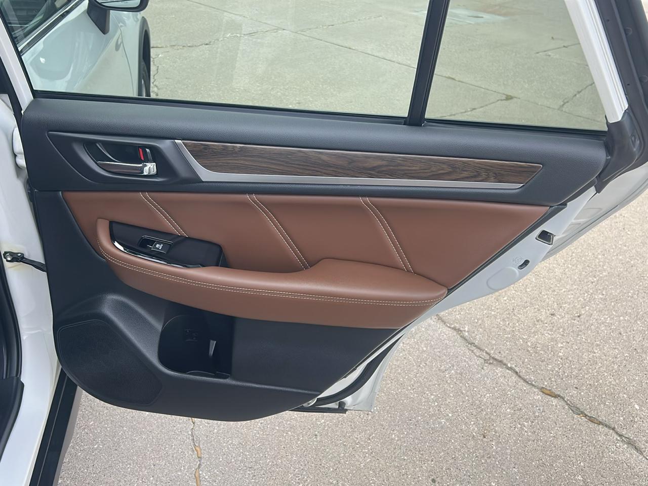 Subaru Outback 3.6R Touring 2019