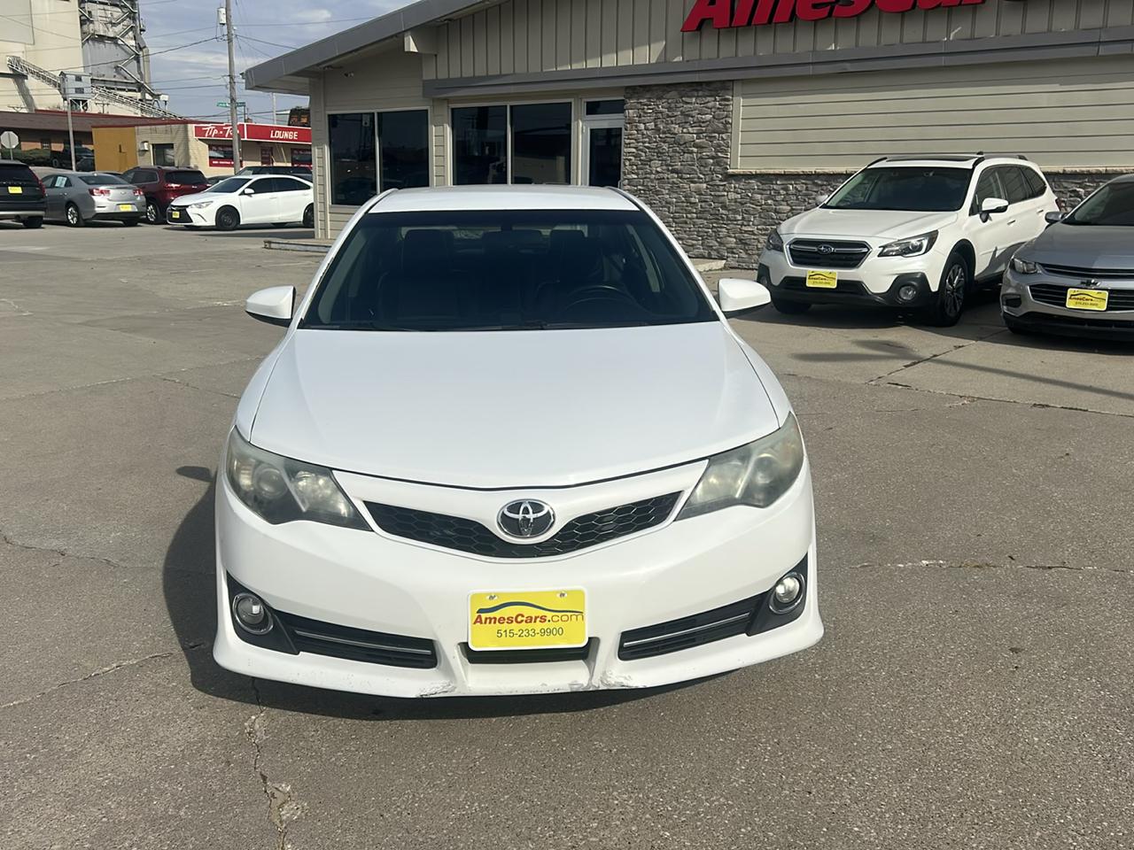 Toyota Camry 4dr Sdn I4 Auto XLE (Natl) 2013