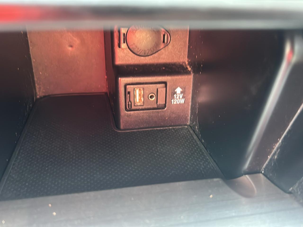 Toyota Camry 4dr Sdn I4 Auto XLE (Natl) 2013