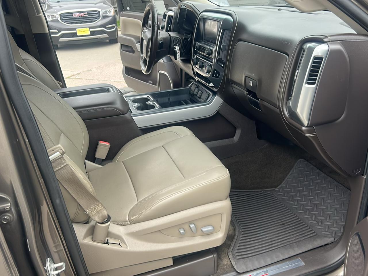 Chevrolet Silverado 1500 4WD Crew Cab 143.5" LTZ w/2LZ 2014