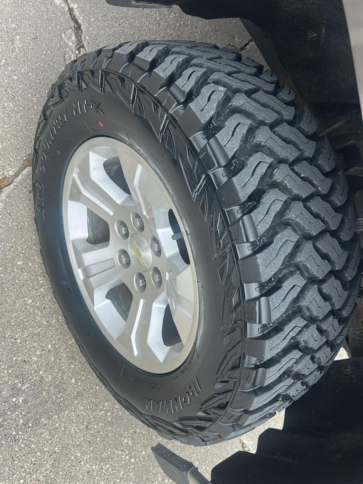 Chevrolet Silverado 1500 4WD Crew Cab 143.5" LTZ w/2LZ 2014