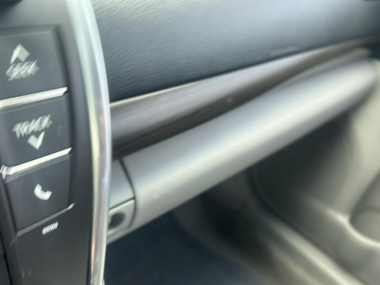 Toyota Camry 4dr Sdn I4 Auto XLE (Natl) 2015