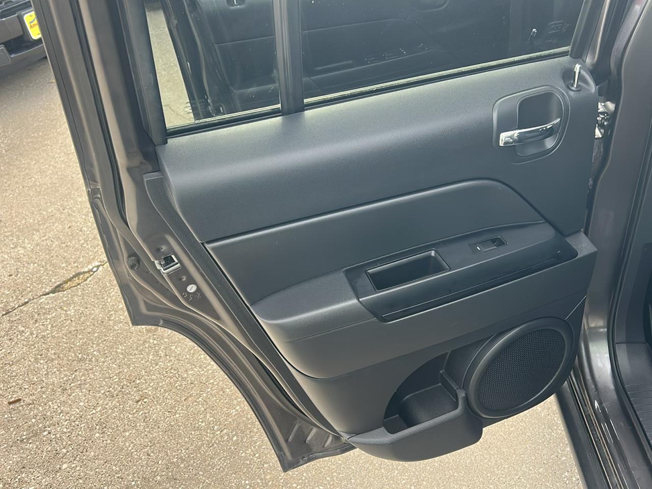 Jeep Patriot 4WD 4dr Sport 2016