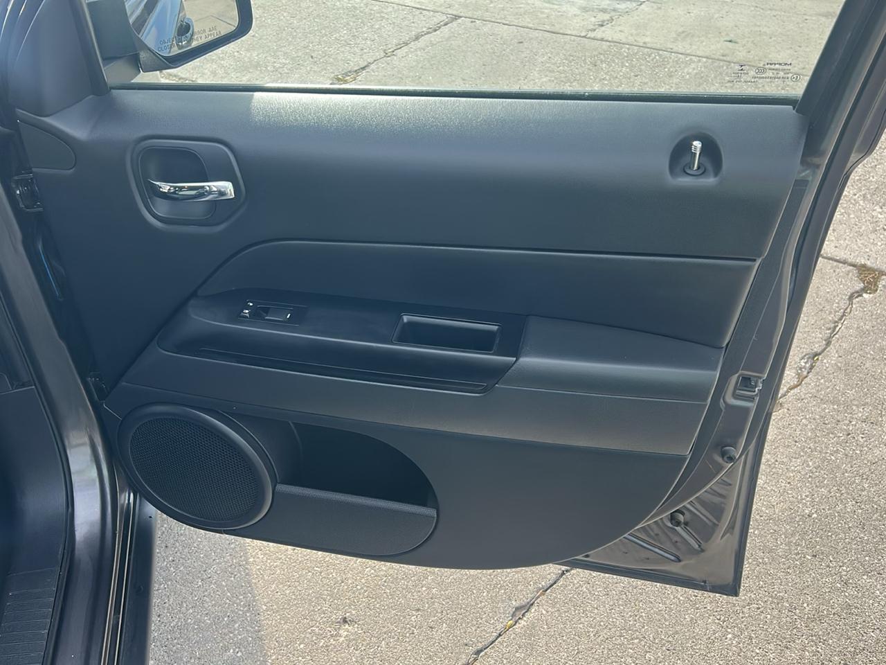 Jeep Patriot 4WD 4dr Sport 2016