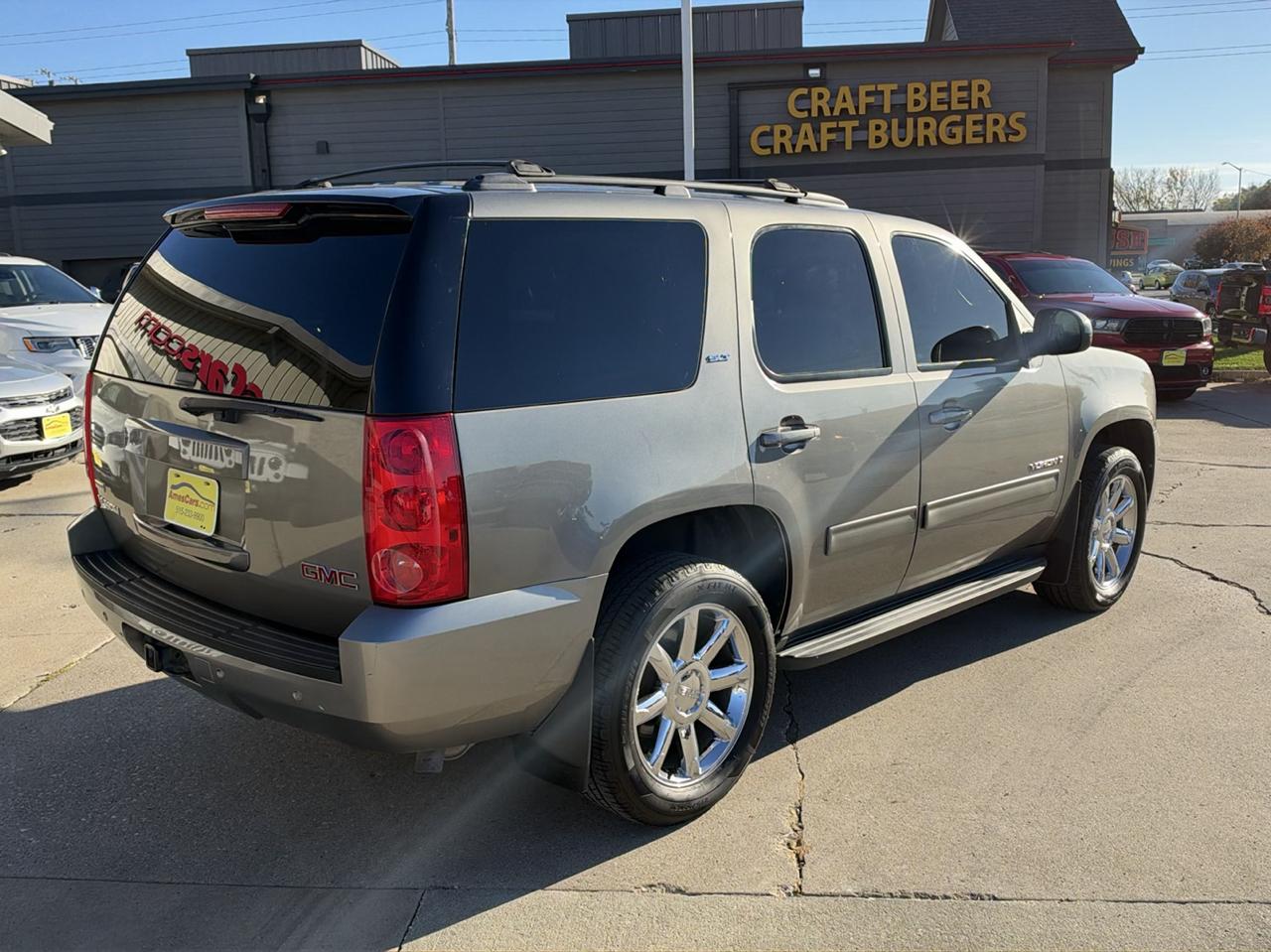GMC Yukon 4WD 4dr 1500 SLT w/4SB 2009