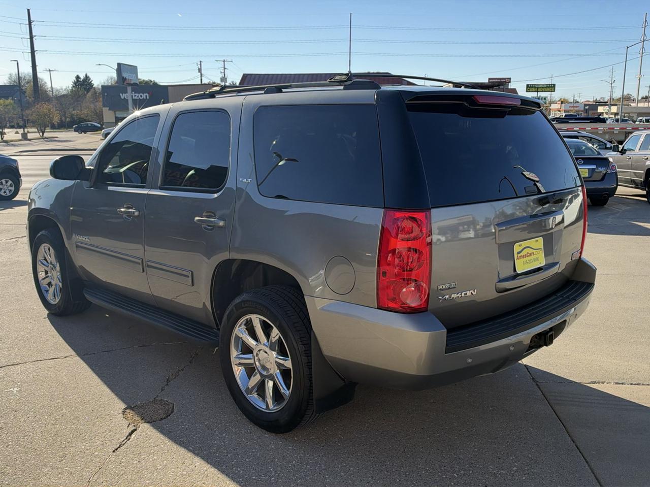 GMC Yukon 4WD 4dr 1500 SLT w/4SB 2009