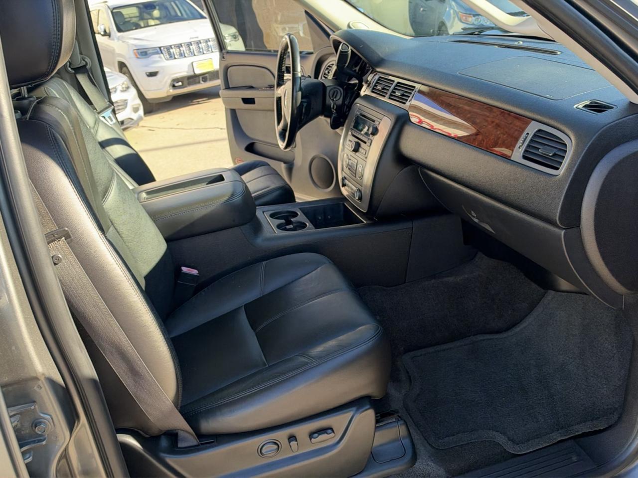 GMC Yukon 4WD 4dr 1500 SLT w/4SB 2009