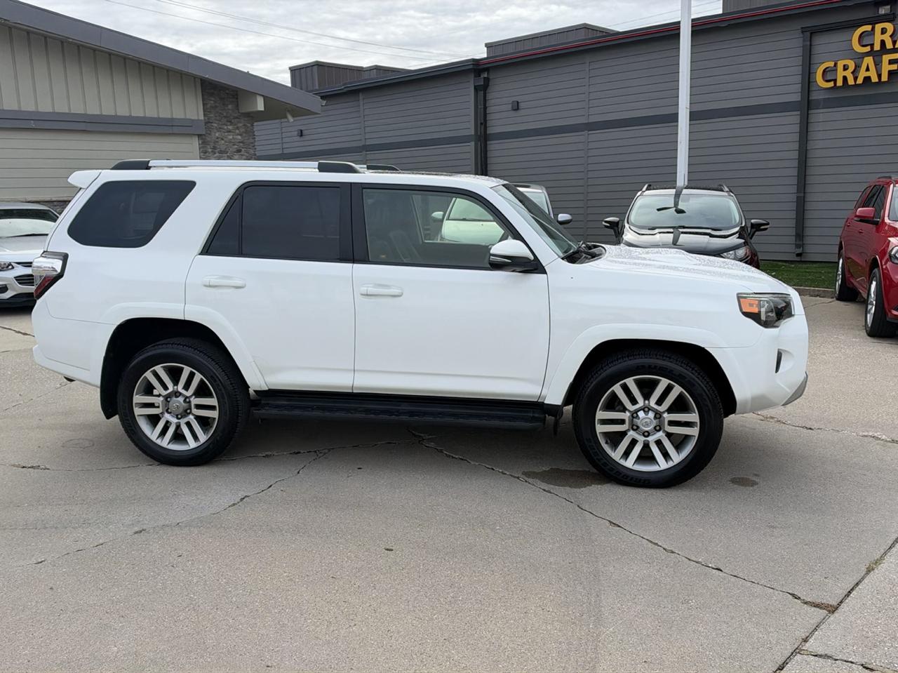 Toyota 4Runner 4WD 4dr V6 Trail Premium (Natl) 2014