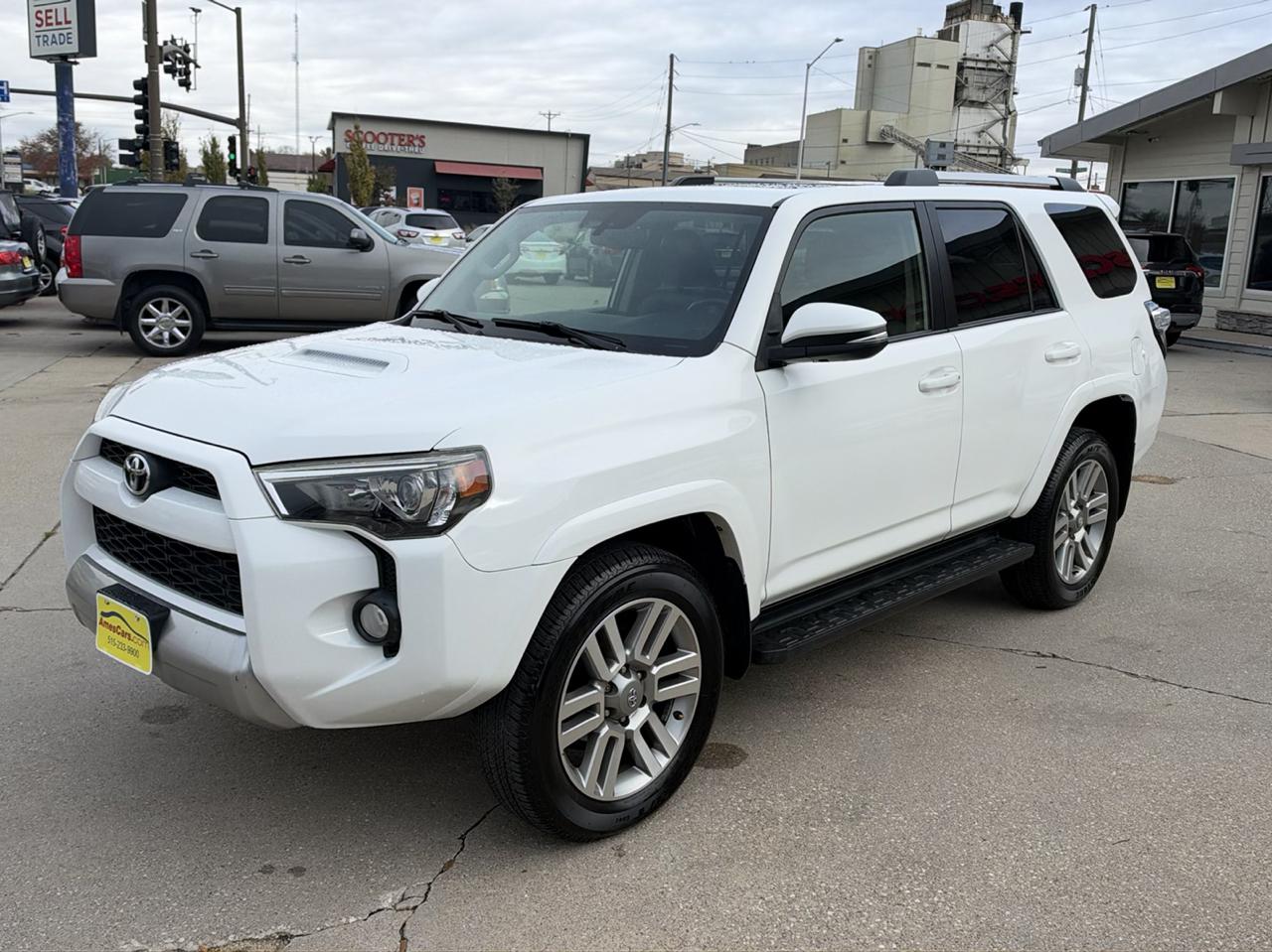 Toyota 4Runner 4WD 4dr V6 Trail Premium (Natl) 2014