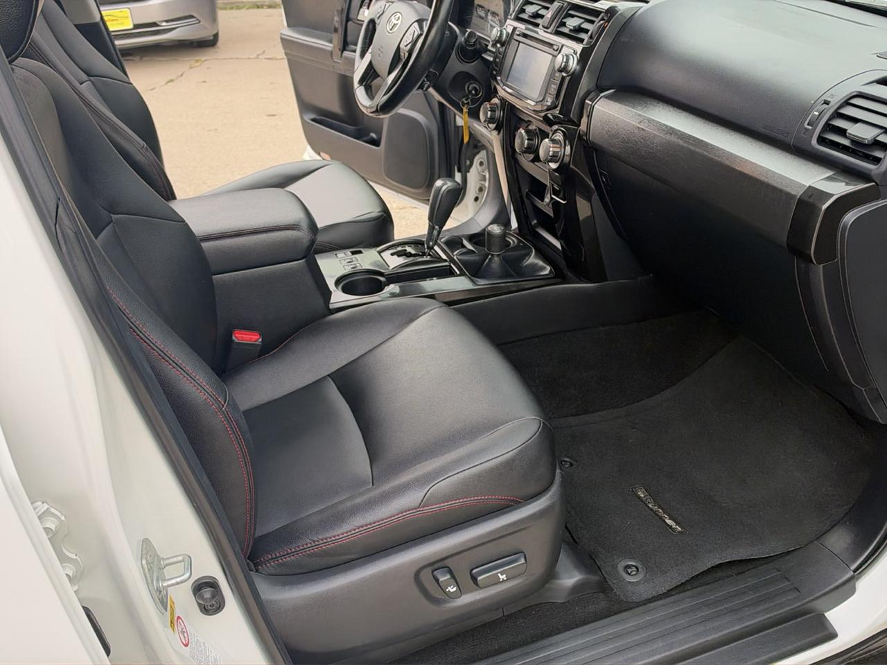 Toyota 4Runner 4WD 4dr V6 Trail Premium (Natl) 2014