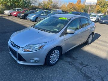 2012 Ford Focus SE Sedan