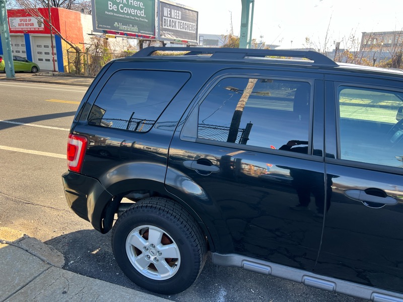 Ford Escape XLT 4WD 2012