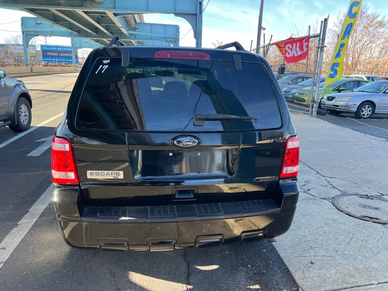 Ford Escape XLT 4WD 2012