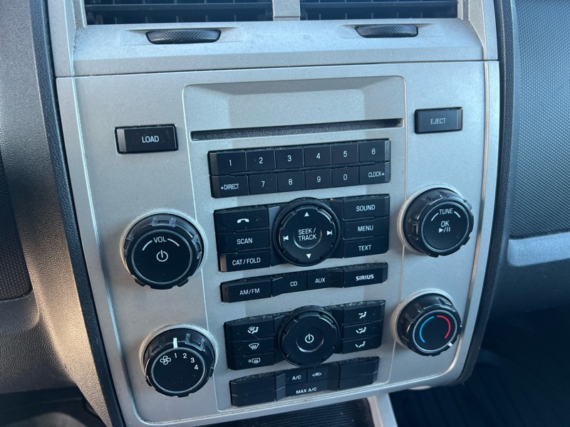 Ford Escape XLT 4WD 2012