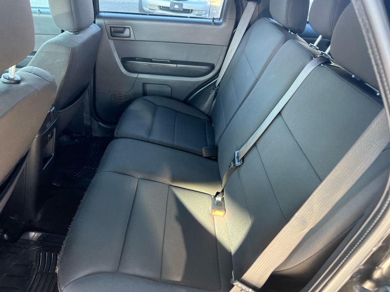 Ford Escape XLT 4WD 2012