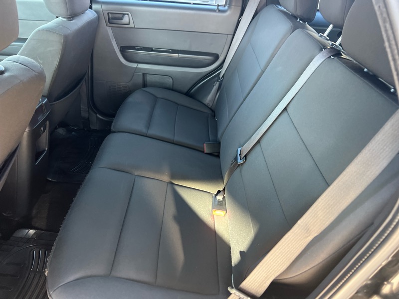 Ford Escape XLT 4WD 2012