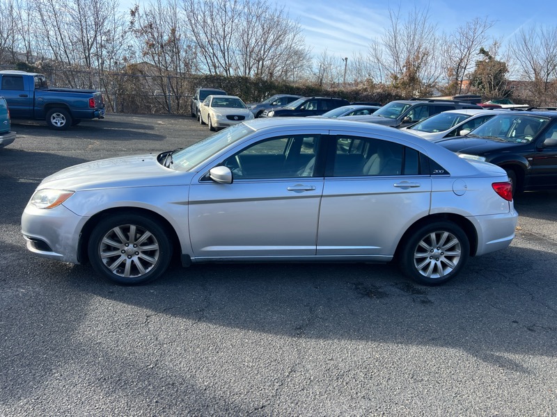 Chrysler 200 Touring 2012