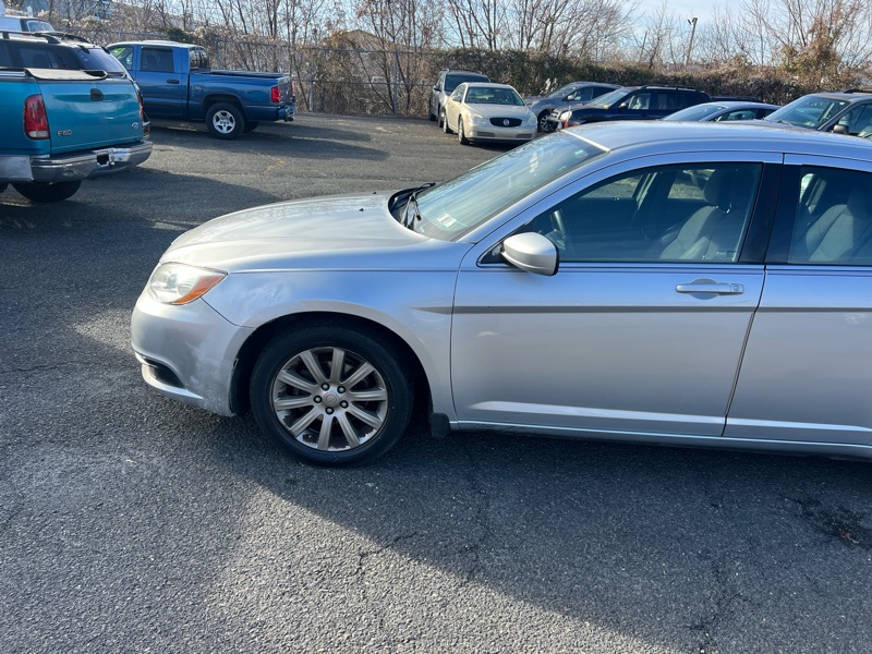 Chrysler 200 Touring 2012
