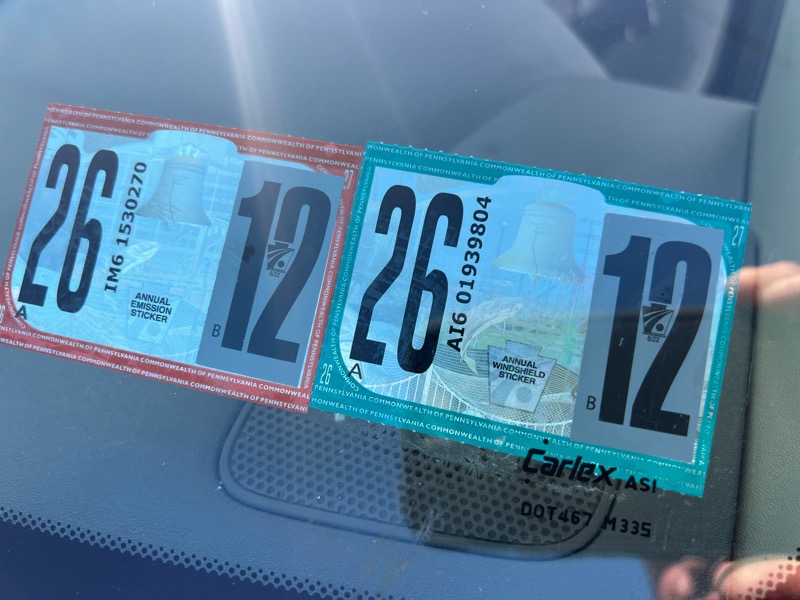 Nissan Pathfinder LE 4WD 2011