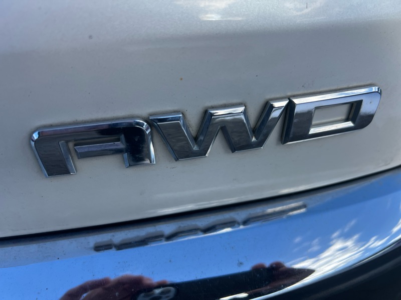 GMC Acadia SLT-1 AWD 2012