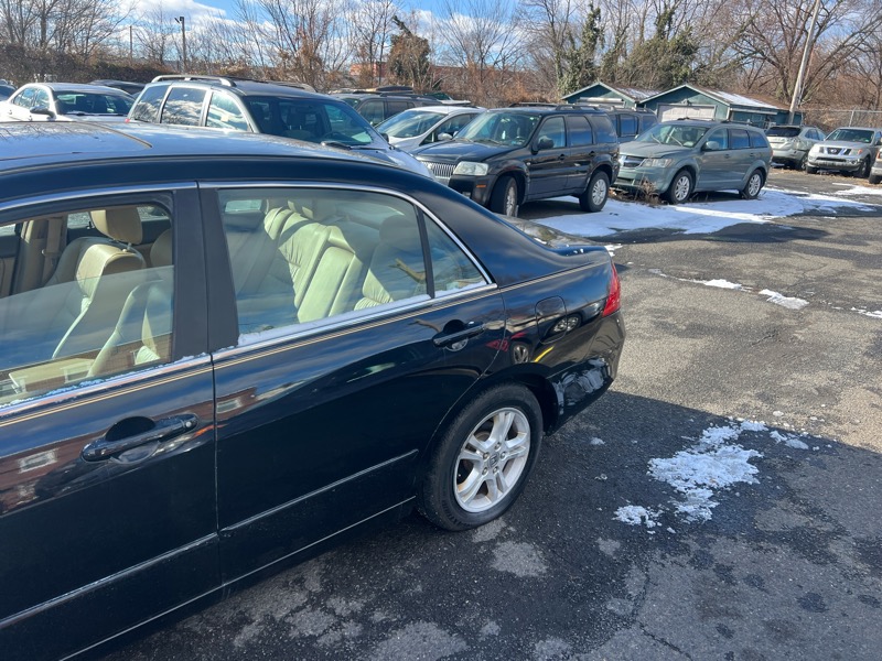 Honda Accord EX Sedan AT w/ Leather and XM Radio 2006