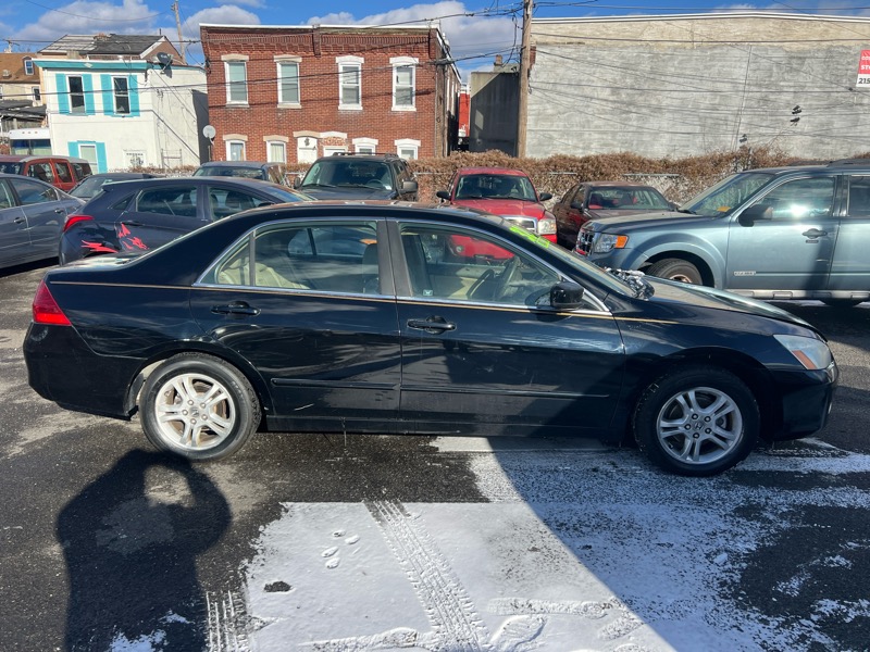 Honda Accord EX Sedan AT w/ Leather and XM Radio 2006