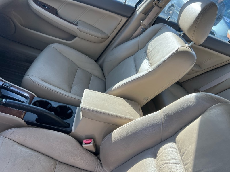 Honda Accord EX Sedan AT w/ Leather and XM Radio 2006