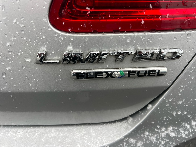 Ford Taurus Limited FWD 2014