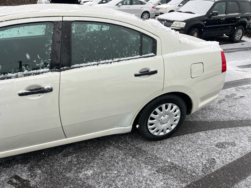 Mitsubishi Galant DE 2006