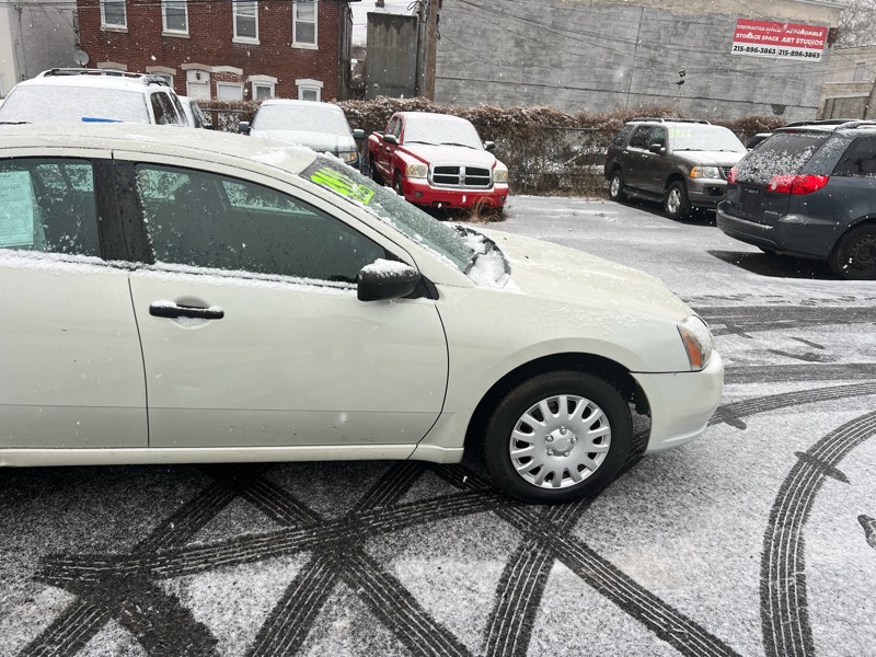 Mitsubishi Galant DE 2006