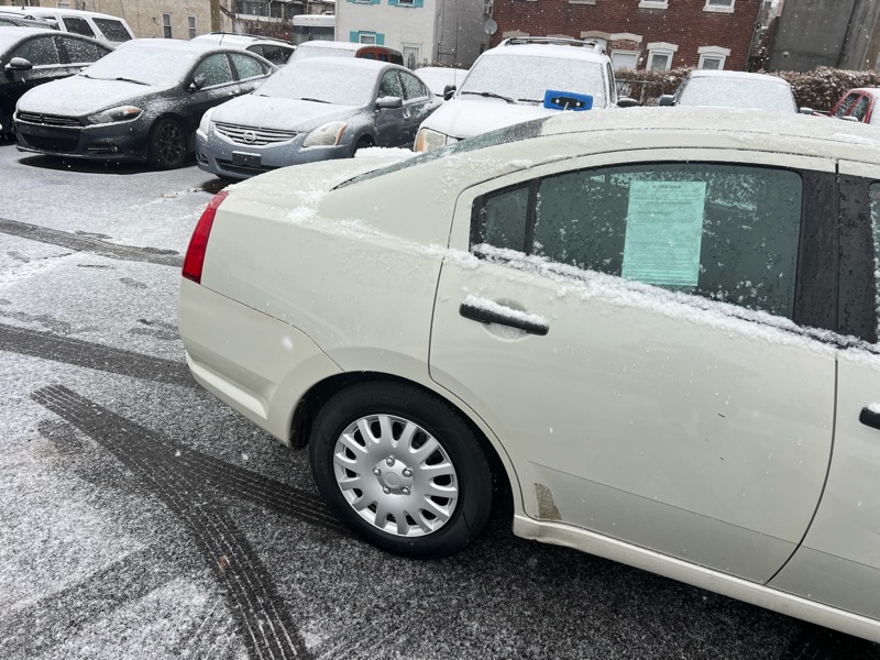 Mitsubishi Galant DE 2006