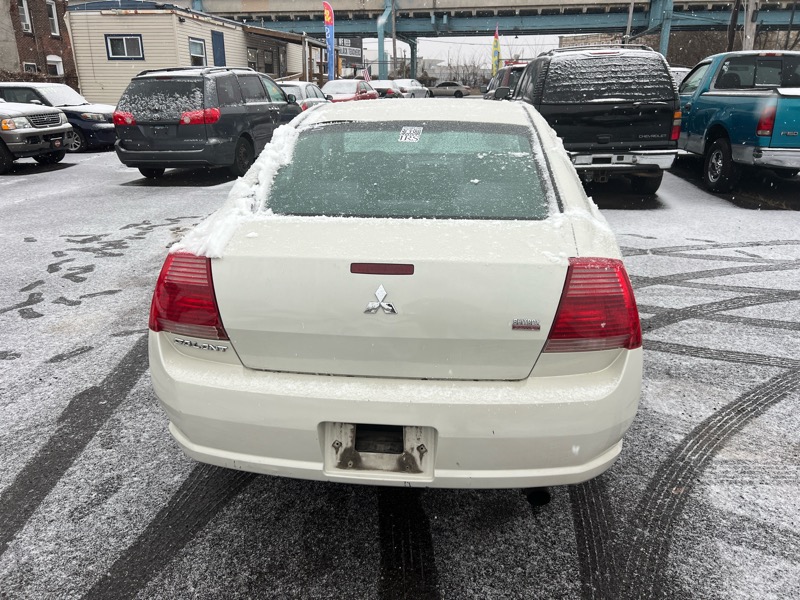 Mitsubishi Galant DE 2006