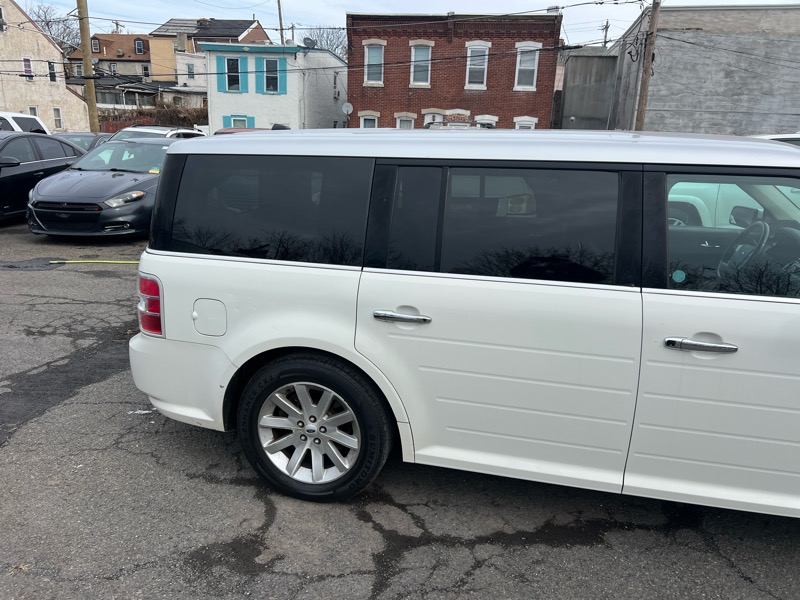 Ford Flex SEL FWD 2009