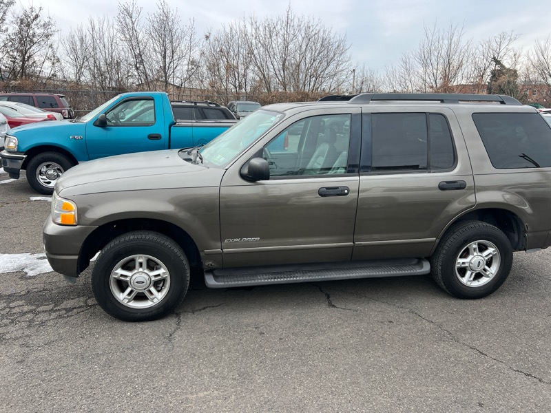 Ford Explorer XLT 4.0L 4WD 2005