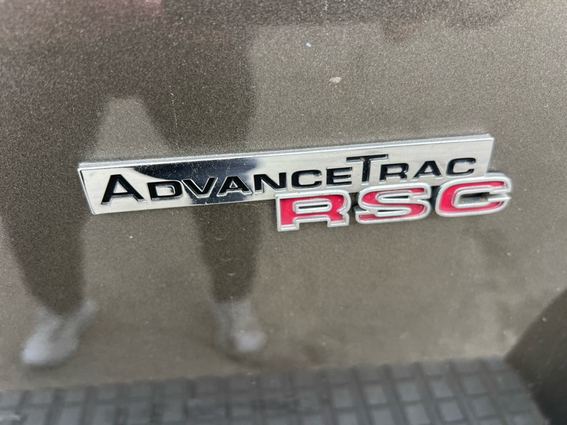 Ford Explorer XLT 4.0L 4WD 2005