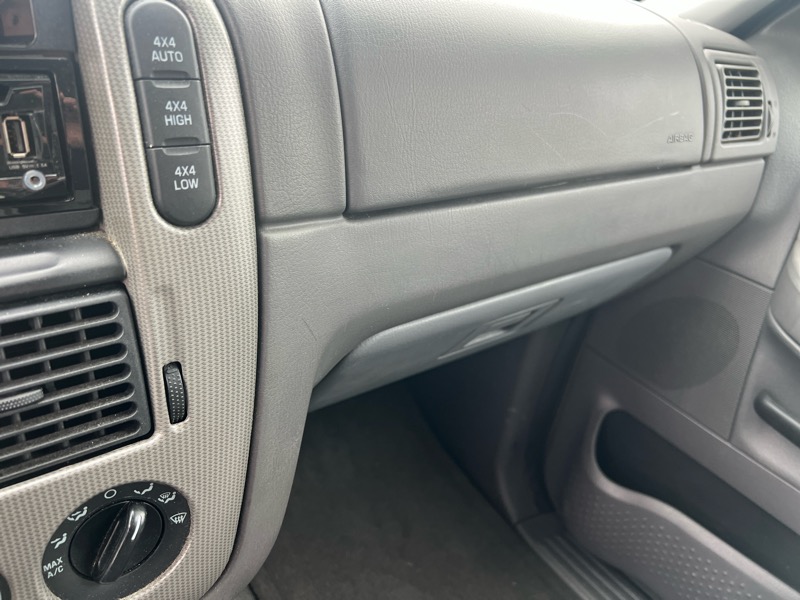 Ford Explorer XLT 4.0L 4WD 2005
