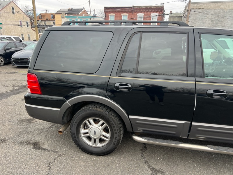 Ford Expedition NBX 4WD 2005