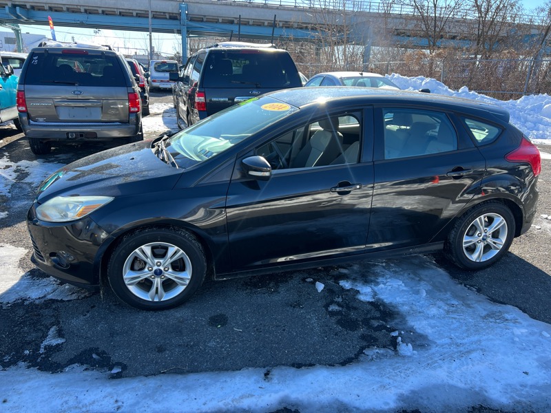 Ford Focus SE Hatch 2014