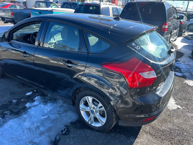 Ford Focus SE Hatch 2014