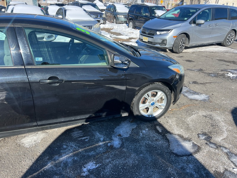 Ford Focus SE Hatch 2014