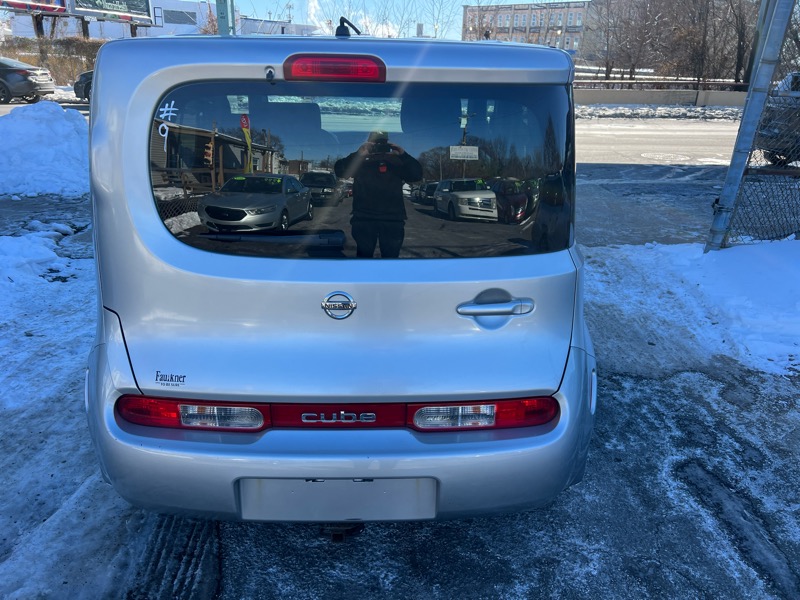 Nissan Cube 1.8 2011