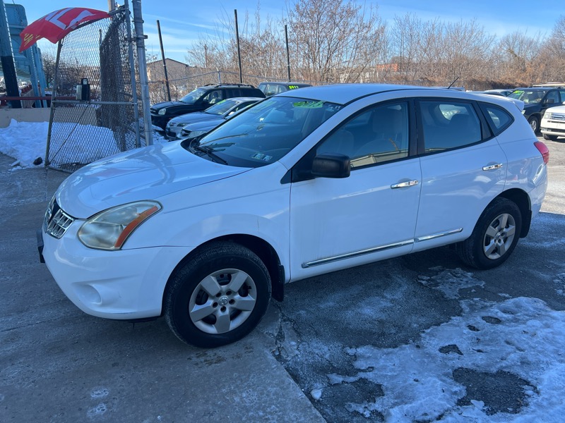 Nissan Rogue S 2WD 2013