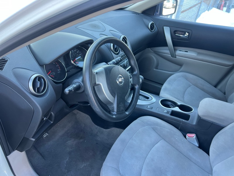 Nissan Rogue S 2WD 2013