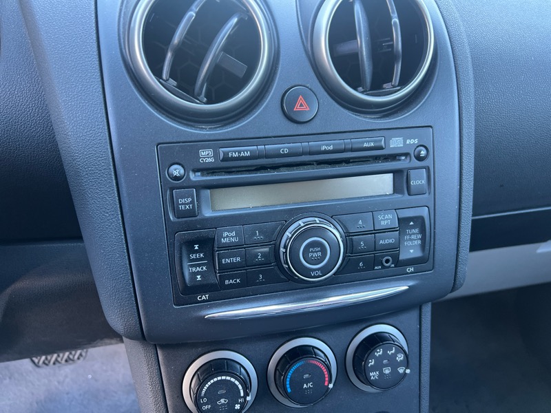 Nissan Rogue S 2WD 2013