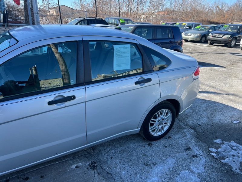 Ford Focus SE Sedan 2008
