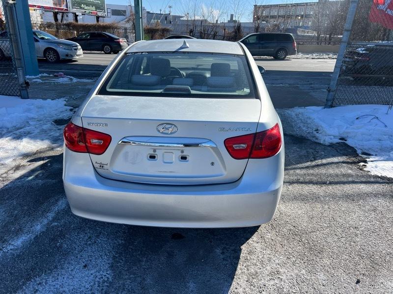 Hyundai Elantra SE 2010