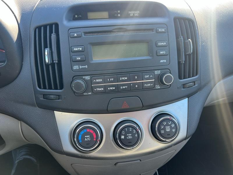 Hyundai Elantra SE 2010