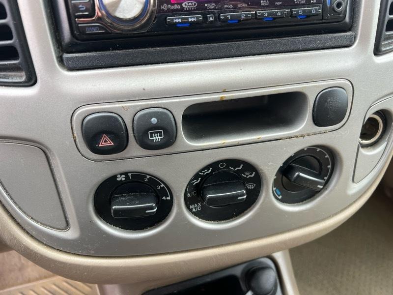 Ford Escape XLT 2WD 2006